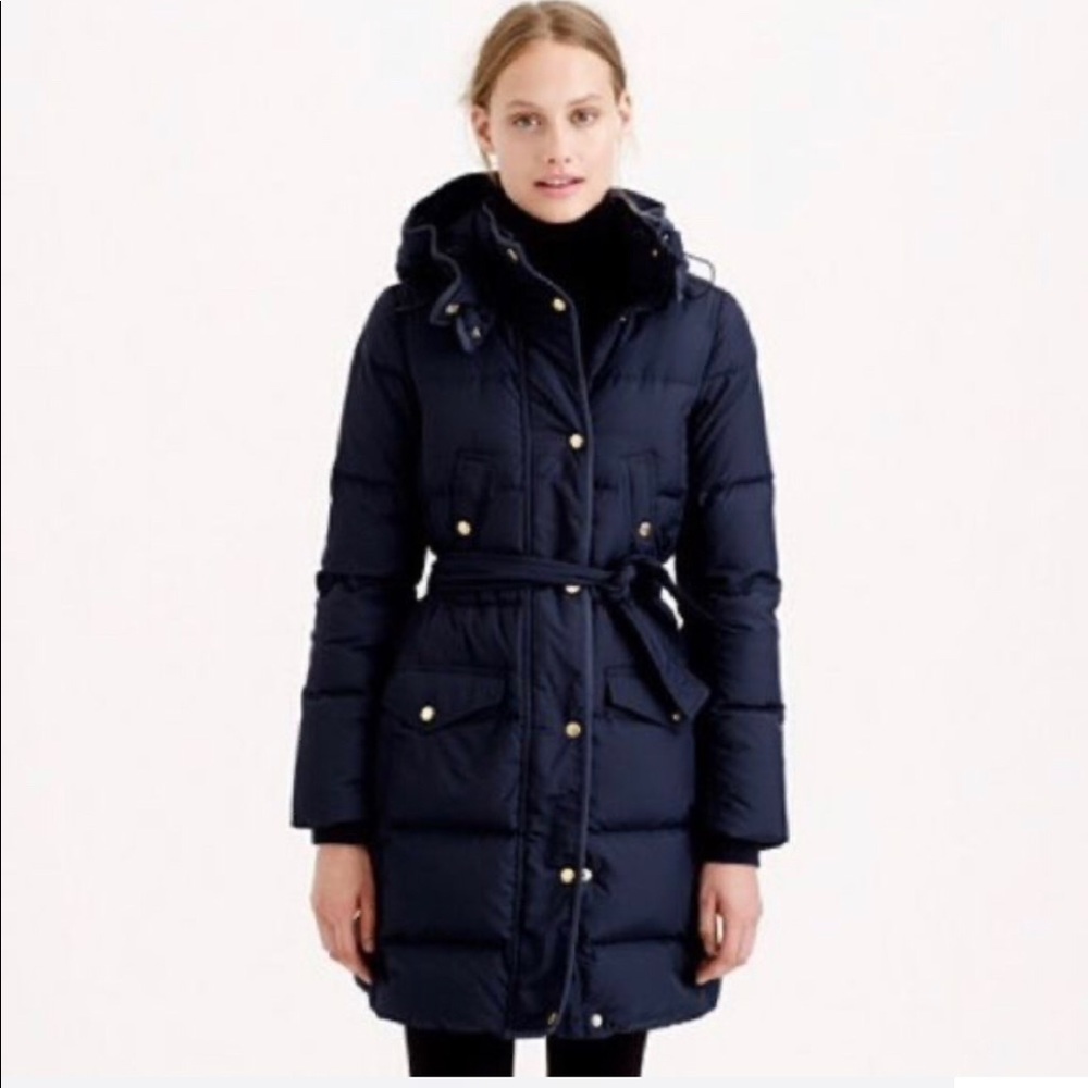 Belted navy puffer
